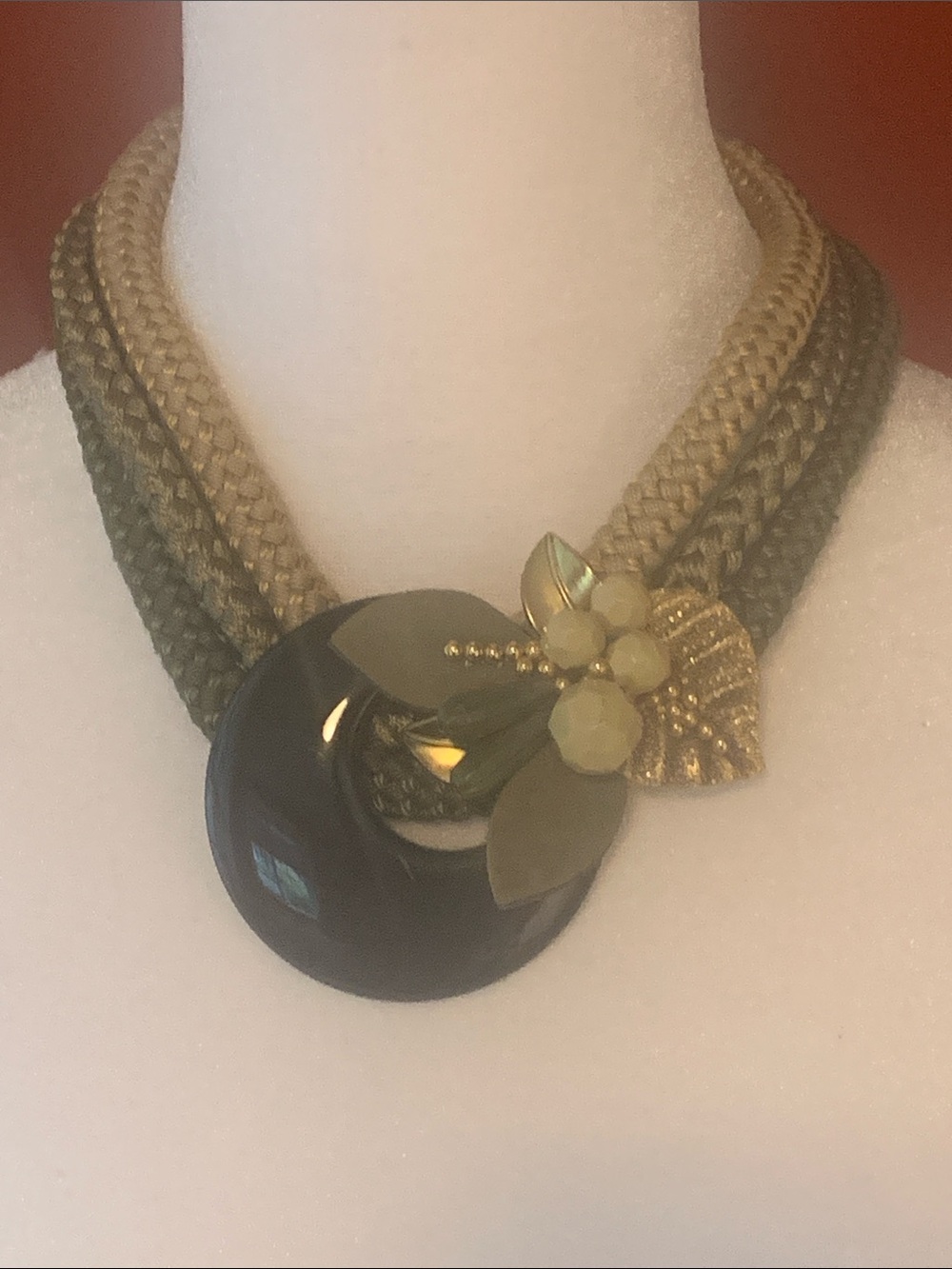 Elegant Olive Green Statement Necklace with Floral Pendant